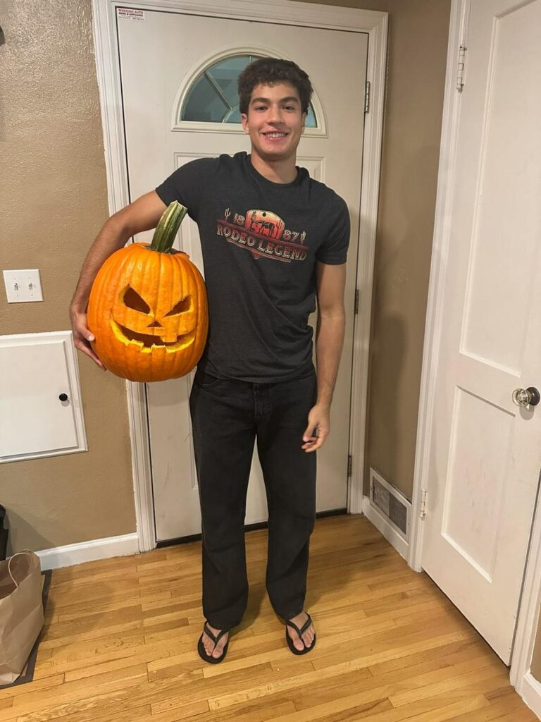 Gabriel no Halloween